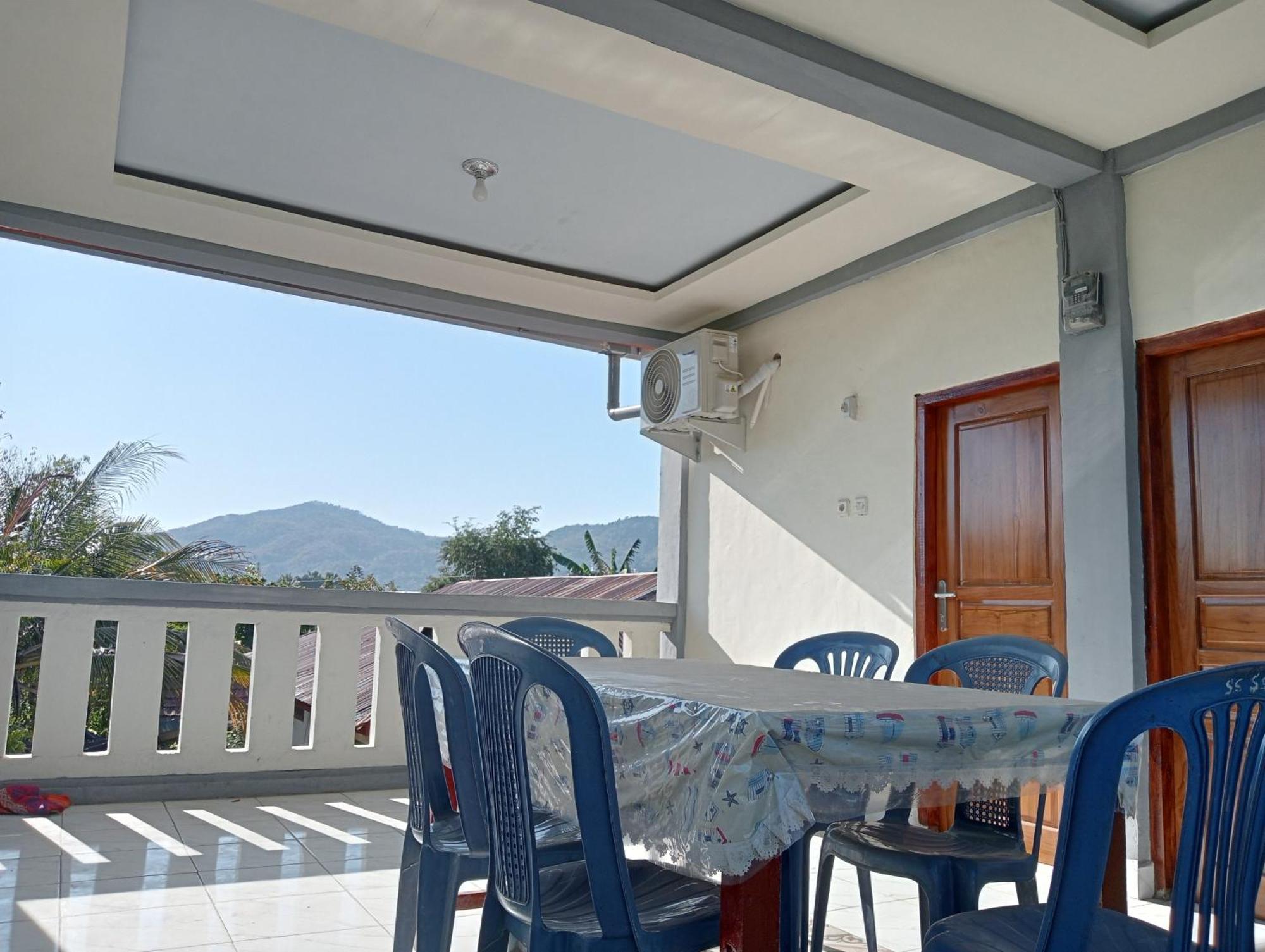 Yusilver Guest House Labuan Bajo Cameră foto